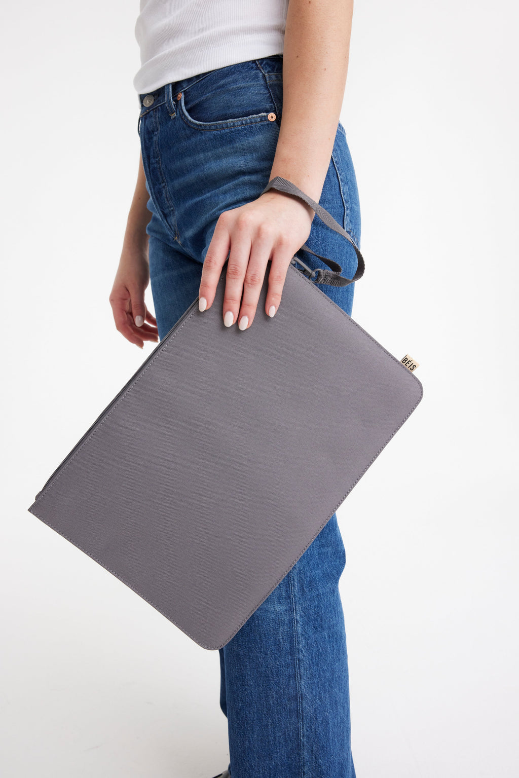 The B??ISics Laptop Pouch in Grey